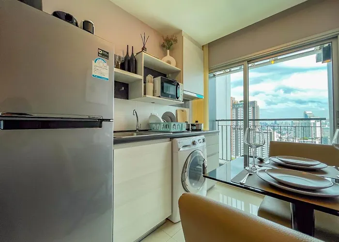 Functional And Comfortable-fastwifi-mrt Huaikhwang Apartment