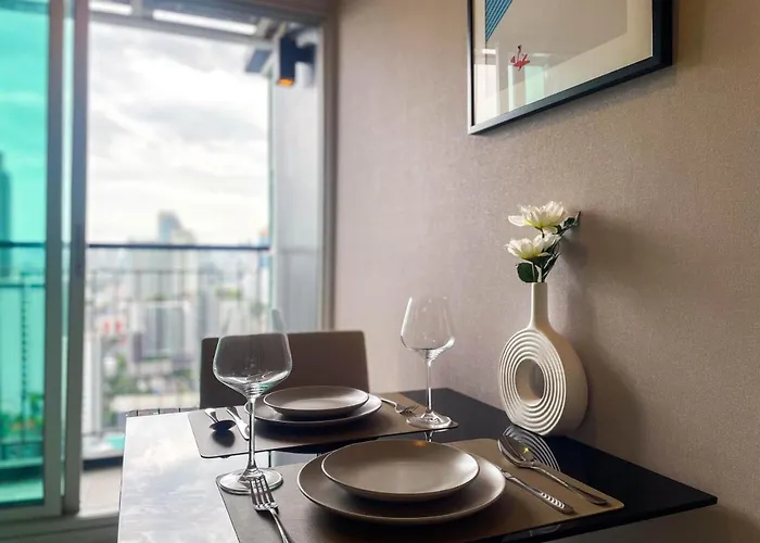 Functional And Comfortable-fastwifi-mrt Huaikhwang Apartment Bangkok